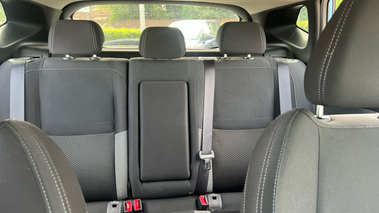 Nissan Qashqai 1.5 dCi N-Connecta 5dr Diesel Hatchback